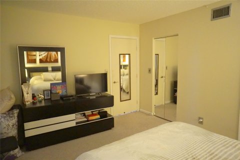 Copropriété à vendre à Deerfield Beach, Floride: 2 chambres, 98.94 m2 № 1118144 - photo 28