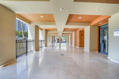 Condominio en venta en Coral Gables, Florida, 4 dormitorios, 171.78 m2 № 1147567 - foto 6