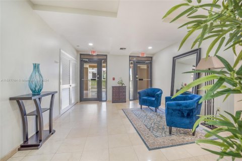 Condominio en venta en Coral Gables, Florida, 4 dormitorios, 171.78 m2 № 1147567 - foto 7