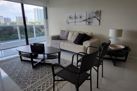 Condo in Aventura, Florida, 2 bedrooms  № 1355200 - photo 22