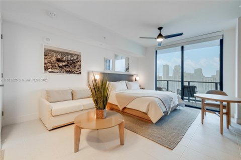 Condominio en alquiler en Miami, Florida № 1355198 - foto 3