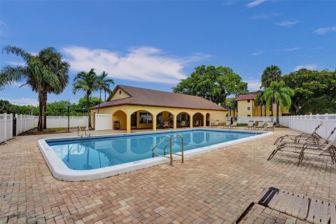 Copropriété à vendre à Boca Raton, Floride: 2 chambres, 86.96 m2 № 1228799 - photo 6