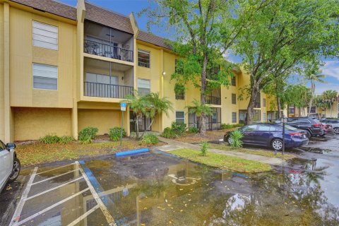 Condo in Boca Raton, Florida, 2 bedrooms  № 1228799 - photo 11