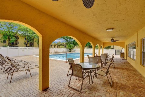 Condo in Boca Raton, Florida, 2 bedrooms  № 1228799 - photo 10