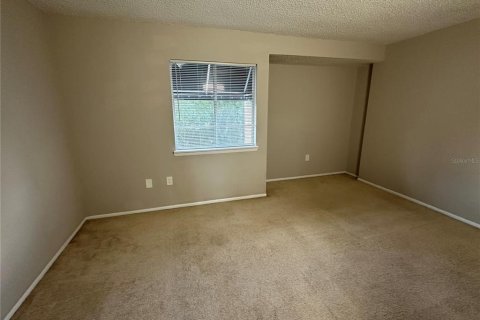 Condo in Orlando, Florida, 2 bedrooms  № 1371399 - photo 11