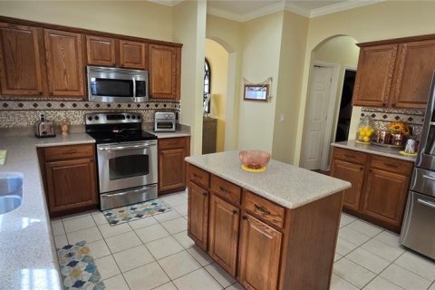 House in Orlando, Florida 4 bedrooms, 186.55 sq.m. № 1427606 - photo 6