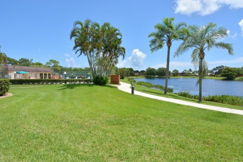 Townhouse in Stuart, Florida 3 bedrooms, 140.47 sq.m. № 1217591 - photo 17