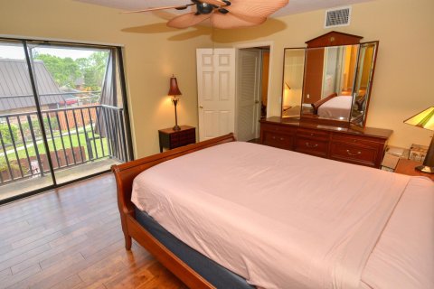 Townhouse in Stuart, Florida 3 bedrooms, 140.47 sq.m. № 1217591 - photo 10