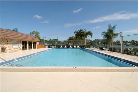 Townhouse in Stuart, Florida 3 bedrooms, 140.47 sq.m. № 1217591 - photo 21