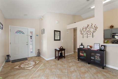 House in Davenport, Florida 4 bedrooms, 145.11 sq.m. № 1417650 - photo 4