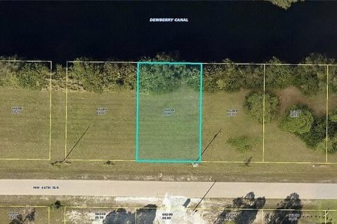 Terreno en venta en Cape Coral, Florida № 1373049 - foto 1