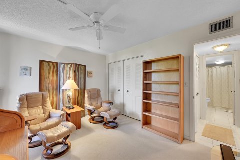 Condo in Margate, Florida, 2 bedrooms  № 1152010 - photo 12