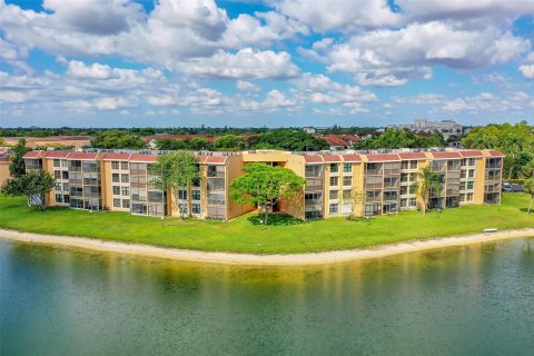 Copropriété à vendre à Margate, Floride: 2 chambres, 101.26 m2 № 1152010 - photo 6