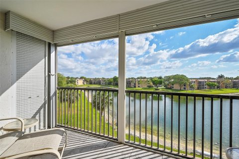 Condominio en venta en Margate, Florida, 2 dormitorios, 101.26 m2 № 1152010 - foto 19