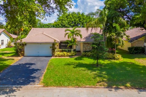 Villa ou maison à vendre à Coral Springs, Floride: 4 chambres, 200.02 m2 № 1224911 - photo 30