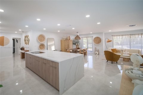 Villa ou maison à vendre à Palmetto Bay, Floride: 4 chambres, 255.67 m2 № 1348035 - photo 9