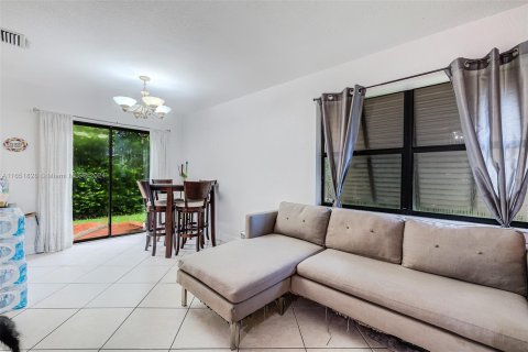 Copropriété à vendre à Hialeah, Floride: 3 chambres, 106 m2 № 1348036 - photo 17