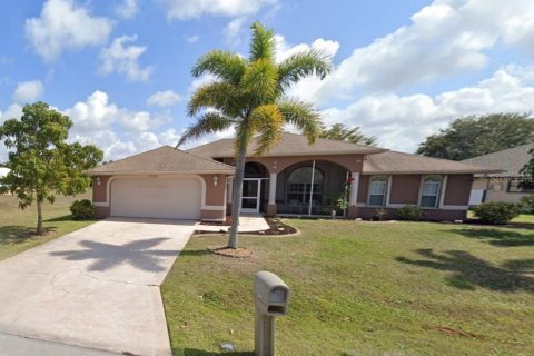 Villa ou maison à vendre à Punta Gorda, Floride: 3 chambres, 182.92 m2 № 1324482 - photo 1