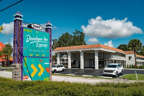 Hotel en venta en Kissimmee, Florida, 1 dormitorio № 1126988 - foto 6