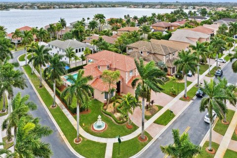 Villa ou maison à vendre à Miramar, Floride: 6 chambres, 349.87 m2 № 974492 - photo 3