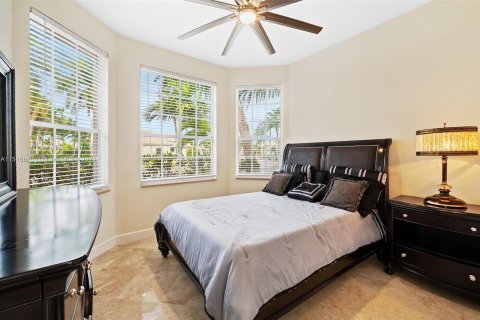 Villa ou maison à vendre à Miramar, Floride: 6 chambres, 349.87 m2 № 974492 - photo 16