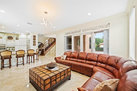 Villa ou maison à vendre à Miramar, Floride: 6 chambres, 349.87 m2 № 974492 - photo 15