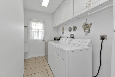 Casa en venta en Port Charlotte, Florida, 3 dormitorios, 216.28 m2 № 1371127 - foto 29