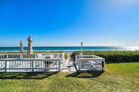 Copropriété à vendre à Palm Beach, Floride: 2 chambres, 198.53 m2 № 1014061 - photo 4