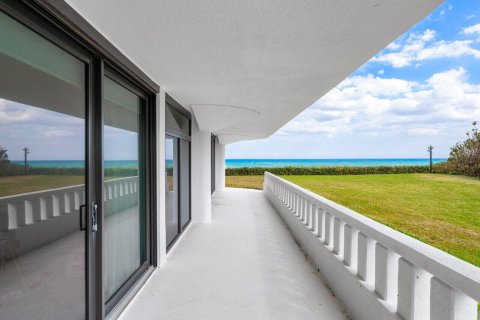 Condo in Palm Beach, Florida, 2 bedrooms  № 1014061 - photo 13