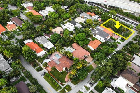 Terreno en venta en Miami, Florida № 1351655 - foto 4