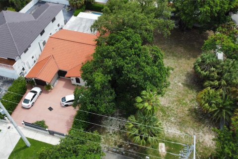 Terreno en venta en Miami, Florida № 1351655 - foto 9