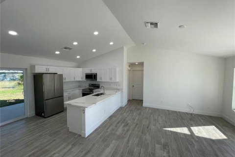 Casa en venta en Okeechobee, Florida, 3 dormitorios, 116.13 m2 № 1131189 - foto 16