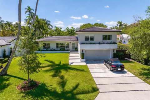 Casa en venta en Miami Shores, Florida, 3 dormitorios, 193.7 m2 № 1120953 - foto 1