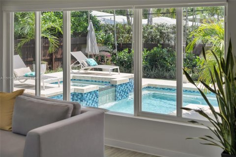 Casa en venta en Miami Shores, Florida, 3 dormitorios, 193.7 m2 № 1120953 - foto 19
