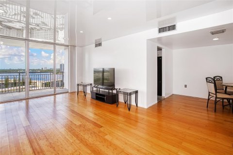 Condo in Aventura, Florida, 2 bedrooms  № 1327780 - photo 4