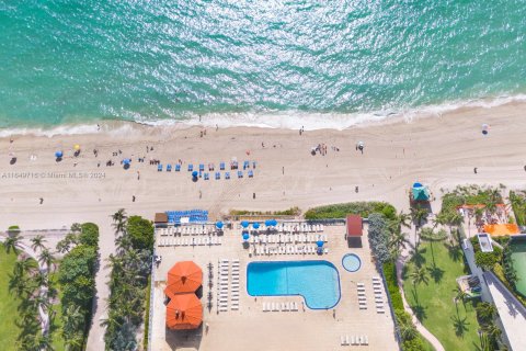 Copropriété à vendre à Sunny Isles Beach, Floride: 38.09 m2 № 1332701 - photo 11