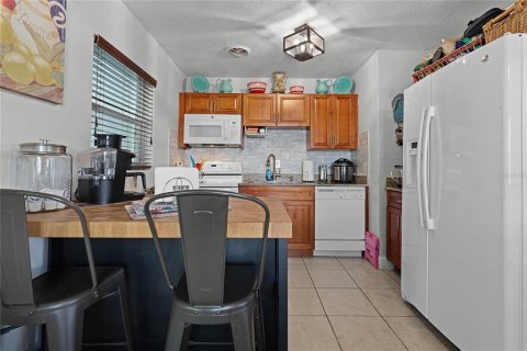 Casa en venta en Orlando, Florida, 3 dormitorios, 92.9 m2 № 1400903 - foto 9