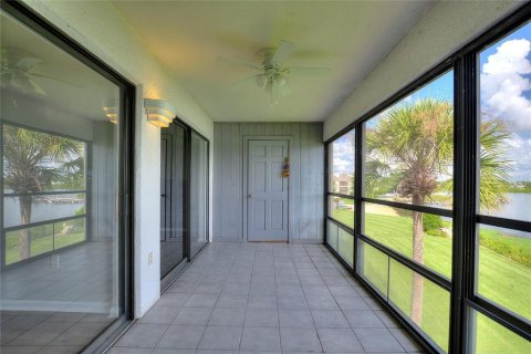 Copropriété à vendre à Orlando, Floride: 2 chambres, 98.94 m2 № 1302817 - photo 8