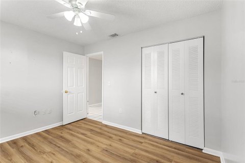 Copropriété à vendre à Orlando, Floride: 2 chambres, 98.94 m2 № 1302817 - photo 16