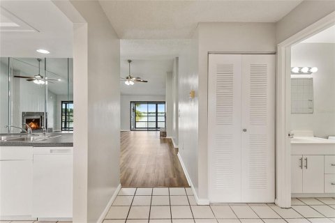 Copropriété à vendre à Orlando, Floride: 2 chambres, 98.94 m2 № 1302817 - photo 13