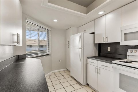 Condominio en venta en Orlando, Florida, 2 dormitorios, 98.94 m2 № 1302817 - foto 10