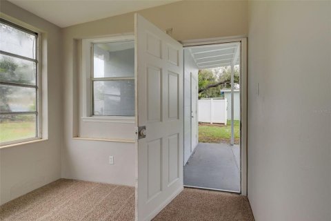 House in Port Charlotte, Florida 2 bedrooms, 120.77 sq.m. № 1383910 - photo 23