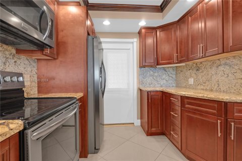 Copropriété à vendre à Pompano Beach, Floride: 3 chambres, 129.13 m2 № 1184549 - photo 6