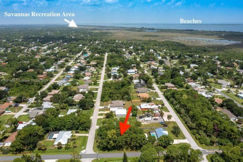 Купить земельный участок в Сент-Луси, Флорида № 995481 - фото 1