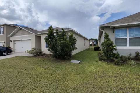 Villa ou maison à vendre à Davenport, Floride: 4 chambres, 171.96 m2 № 1323942 - photo 2