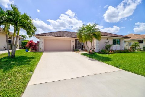 Casa en venta en Punta Gorda, Florida, 3 dormitorios, 185.25 m2 № 1089971 - foto 2