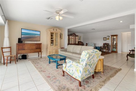 Casa en venta en Punta Gorda, Florida, 3 dormitorios, 185.25 m2 № 1089971 - foto 11