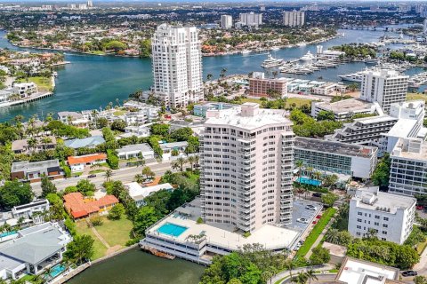 Copropriété à vendre à Fort Lauderdale, Floride: 1 chambre, 112.78 m2 № 1217686 - photo 1