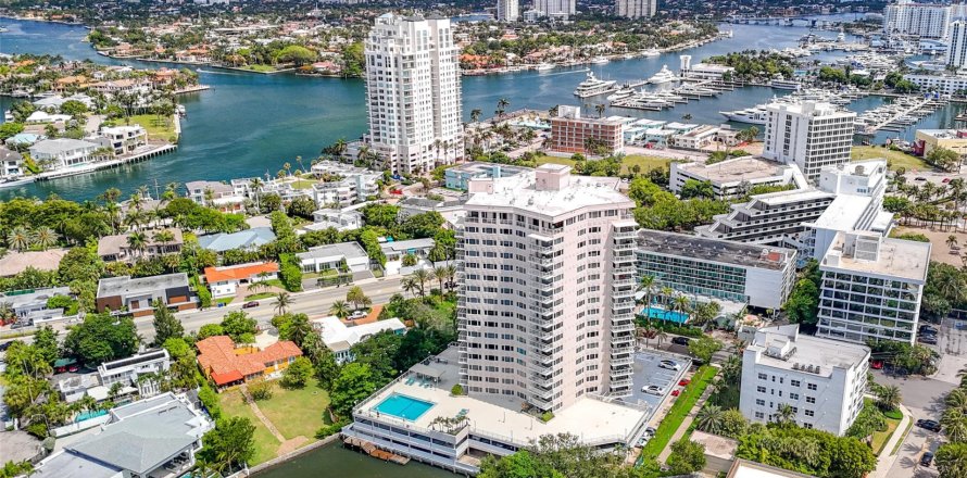 Condominio en Fort Lauderdale, Florida, 1 dormitorio  № 1217686