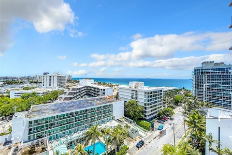 Condo in Fort Lauderdale, Florida, 1 bedroom  № 1217686 - photo 22